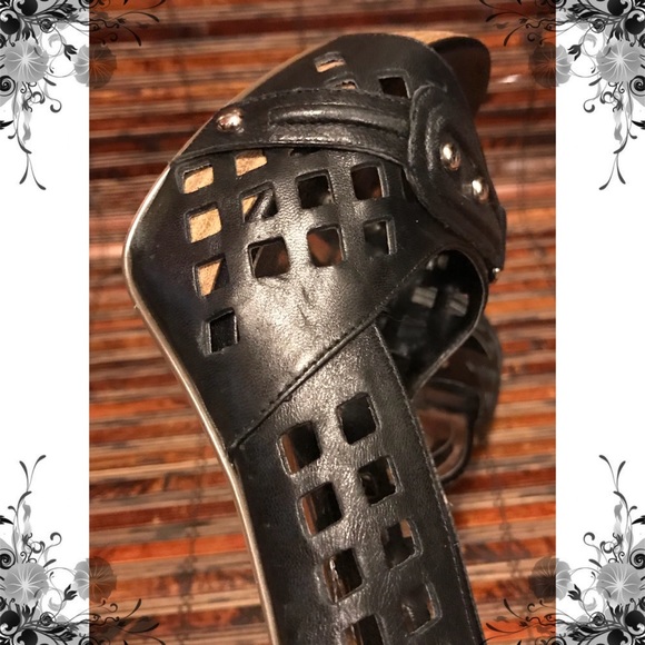 Guess Pumps 🔥 - Picture 2 of 7